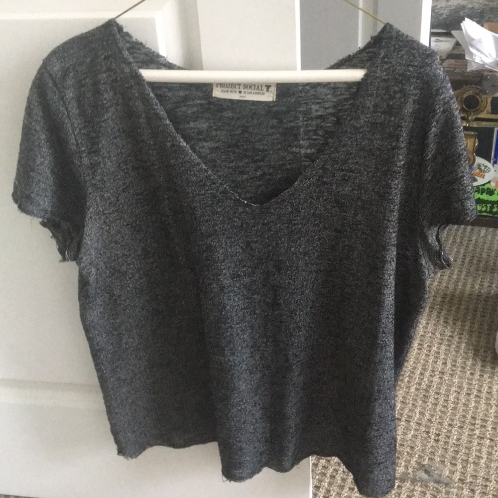 Charcoal grey tee